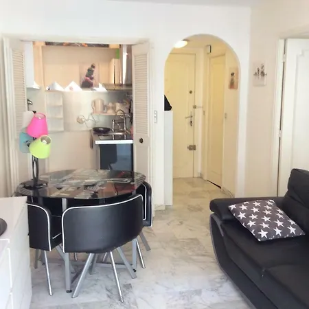Lacour Cannes